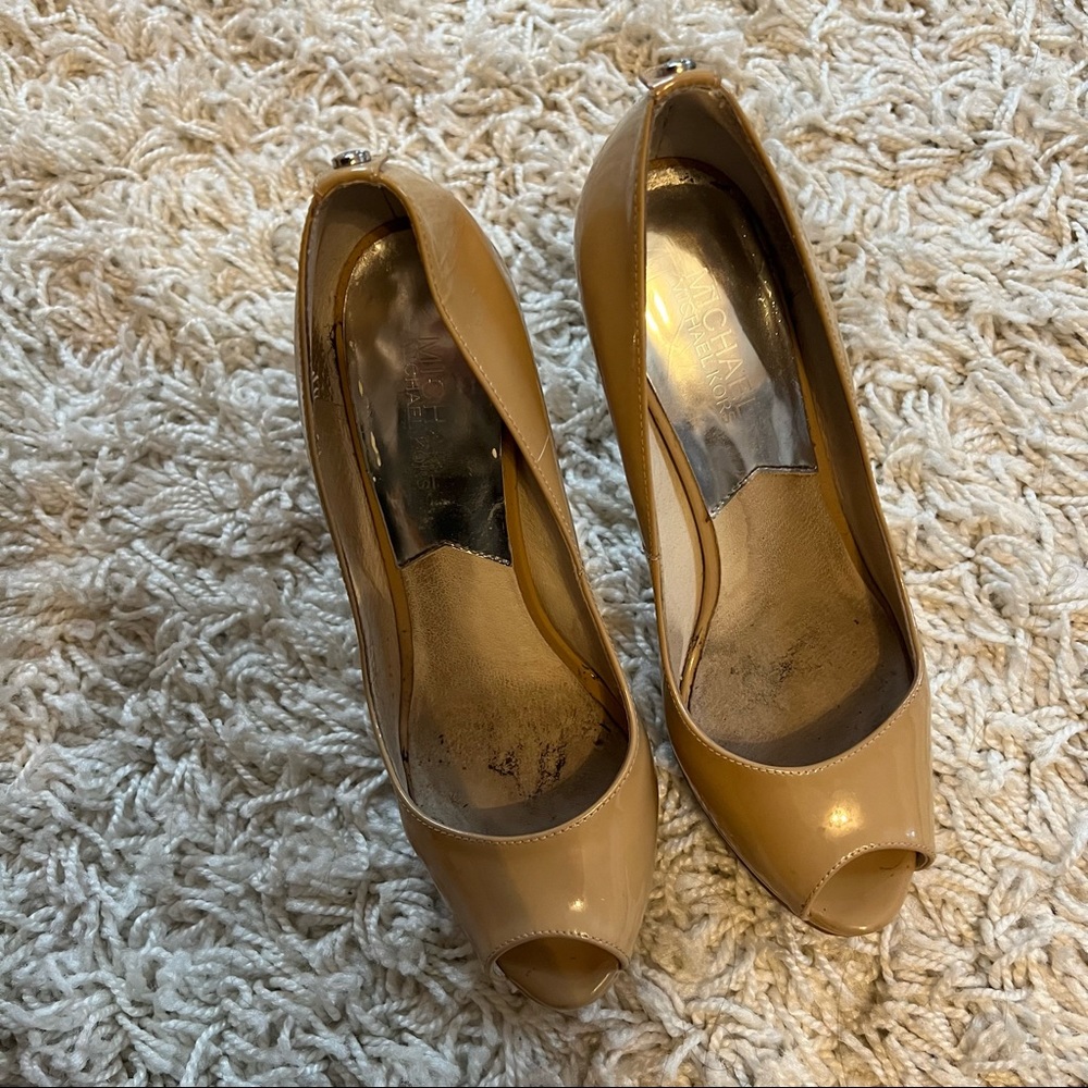 Michael Kors Nude Patent Leather Open Toe Platform Pumps - Picture 3 of 8